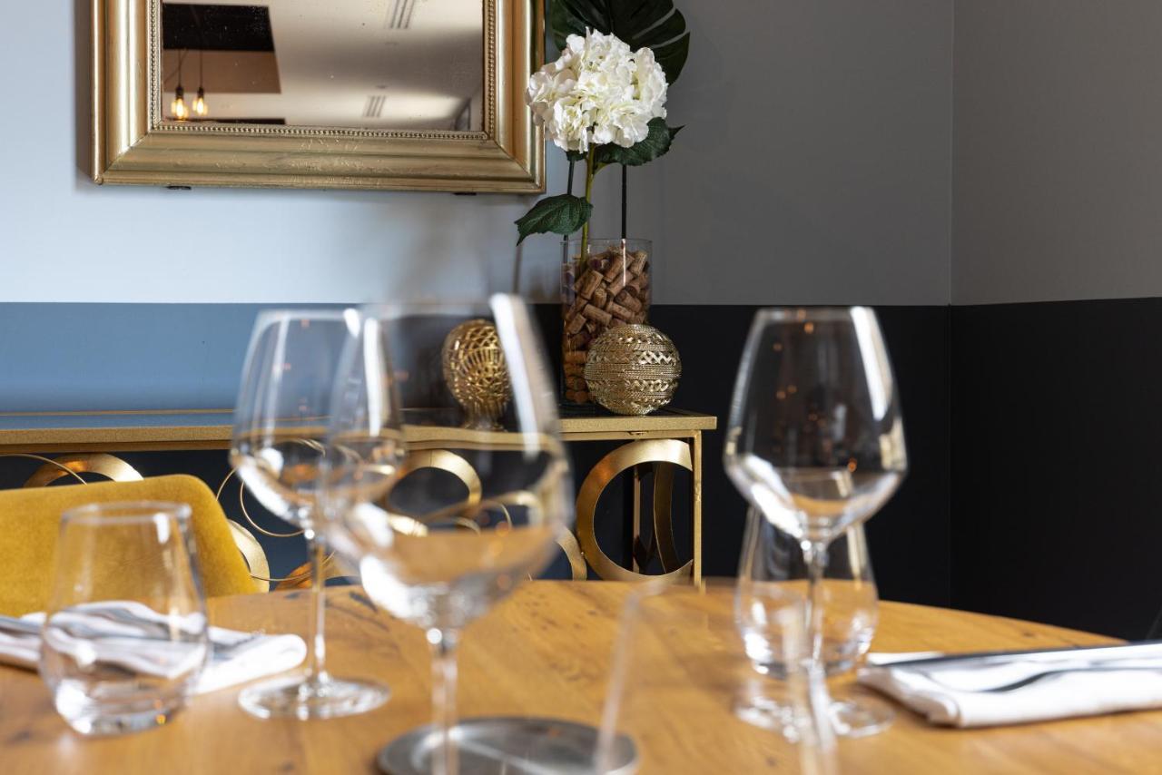 Hotel-Restaurant Des Augustins 생-시프리엥 외부 사진