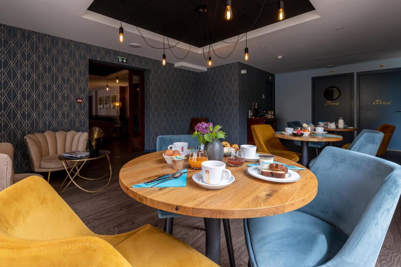Hotel-Restaurant Des Augustins 생-시프리엥 외부 사진